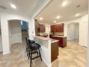 Fridge, microwave, oven, stovetop - Huge modern 6br house with a game room and a pool! (Conroe)