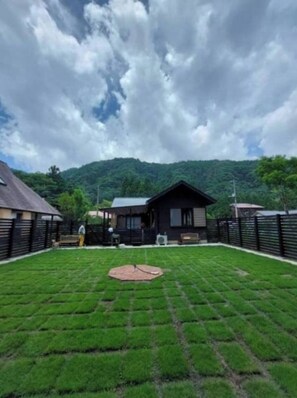 Property grounds - Nonsmoking Entire building available for rent  / Minamitsuru District Yamanashi (Minamitsuru District)