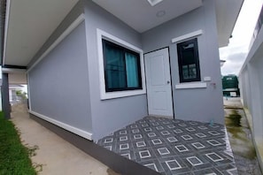 Sınıflandırılmamış resim, 18 üzerinden 3, düğme