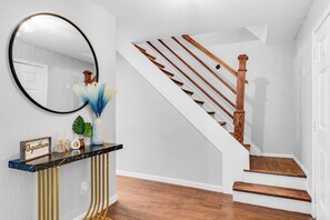 Interior - 5BR 2.5BA Newly upgraded house sleeps 16• (Flower Mound)