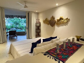 Deluxe Villa, Beach View | Free WiFi - Luxury Oceanfront At Majahua (La union Troncones)