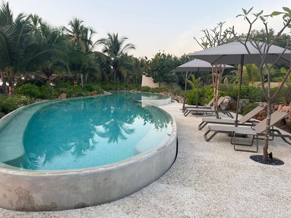 Pool - Luxury Oceanfront At Majahua (La union Troncones)