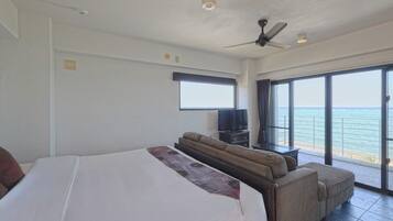 1 bedroom, WiFi (free), bed sheets
