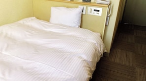 1 bedroom, desk, free WiFi, bed sheets - Nonsmoking Single room 1 person Room only / Minamiuwa District Ehime (Minamiuwa District)