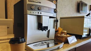 Kaffe och/eller kaffebryggare