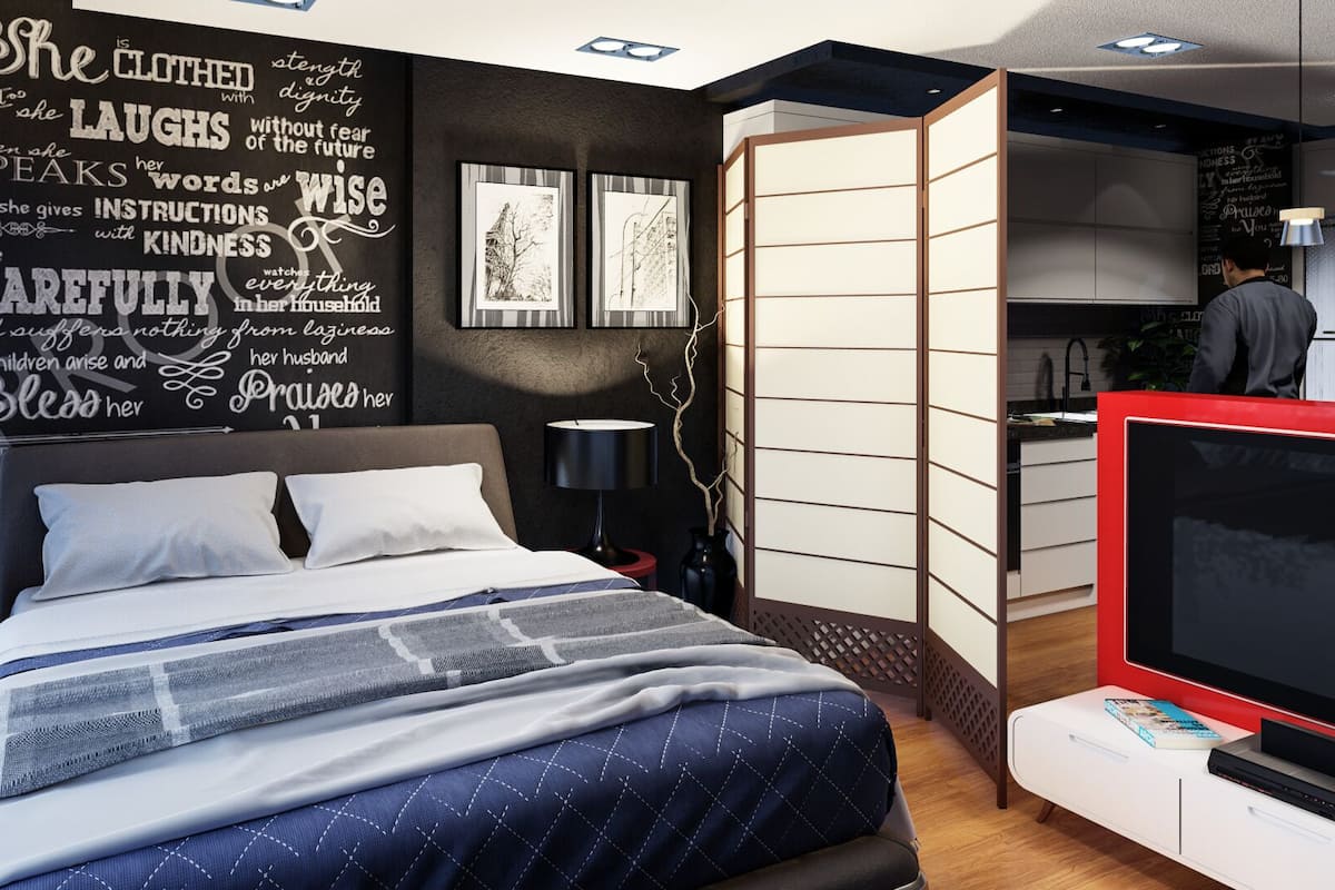 Habitación doble, vista a la ciudad | Caja de seguridad en la habitación y escritorio