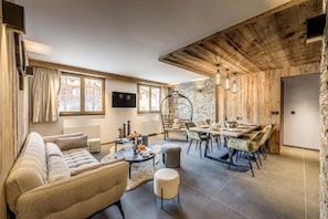 TV - 100m from resort center, Ground floor, tv, ski locker, 93m², Tignes (Tignes)