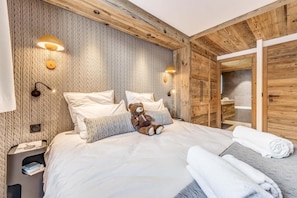 3 bedrooms, WiFi - 100m from resort center, Ground floor, tv, ski locker, 93m², Tignes (Tignes)