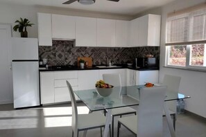 Private kitchen - Casa Bananeira (Sao Bartolomeu de Messines)