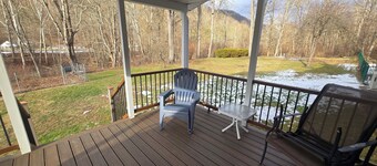 2 bed/2 bath home w/fenced yard in the heart of the PA Wilds