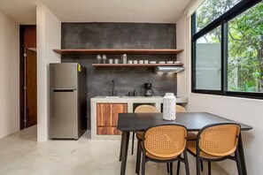 Private kitchen - Loft Bohemio con Alberca en Rooftop y WiFi Rápido (Tulum)
