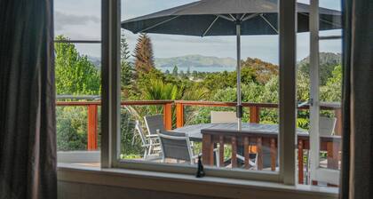Coro Harbour View - Coromandel Holiday Home