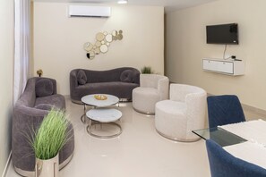 Living area - La Isla Royal - Materia Oscura 2-bedroom hotel with AC in charming Miches (Miches)