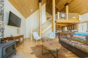 Smart TV - Steps to Apple Annie's & 1 Min to Navajo Ski Lodge (Brian Head)