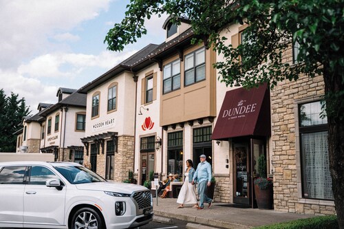 The Dundee - A Trace Hotel