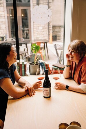 Interior - The Dundee - A Trace Hotel (Dundee)