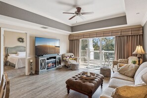 TV, fireplace, offices - New! Nature View Penthouse at Reunion (Kissimmee)
