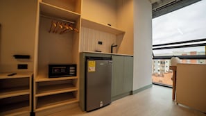 クラシック ルーム | デスク、ノートパソコン用作業スペース、WiFi (無料)