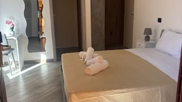 Doppel- oder Zweibettzimmer