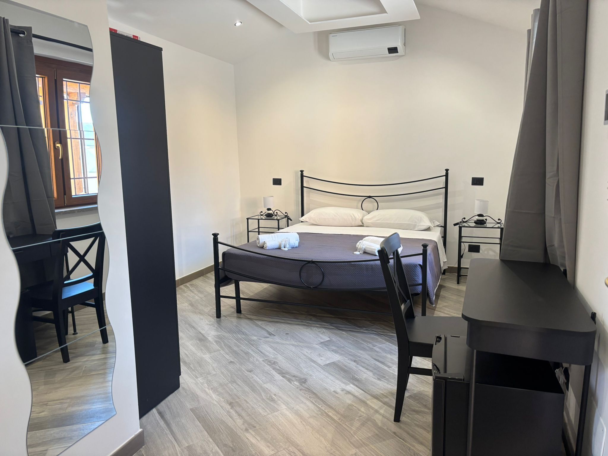 Double or Twin Room | Desk, free WiFi