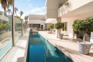 Pool - Free Transportation Beach Condo Walk to Everything (El Medano Beach)