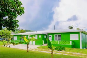 Exterior - Charming 1-bedroom studio with AC and WIFI in sunny Christiansted (Christiansted)