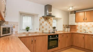 Dishwasher, cookware/dishes/utensils