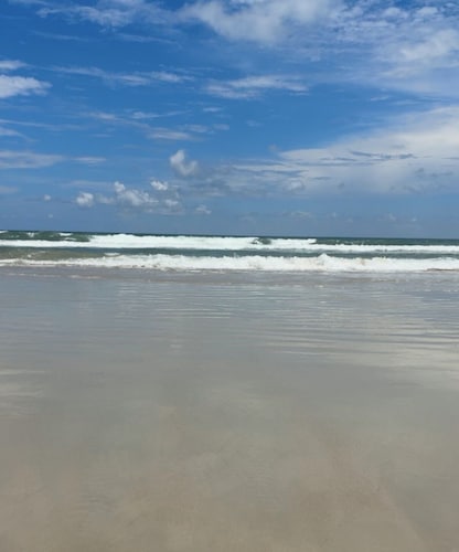 Mermaid studio condo in New Smyrna Beach across from the beach