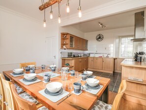 Dining - Maimies Harbourview (Anstruther)
