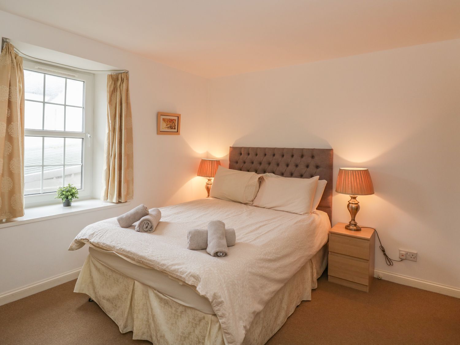 3 bedrooms, individually decorated, individually furnished, free WiFi