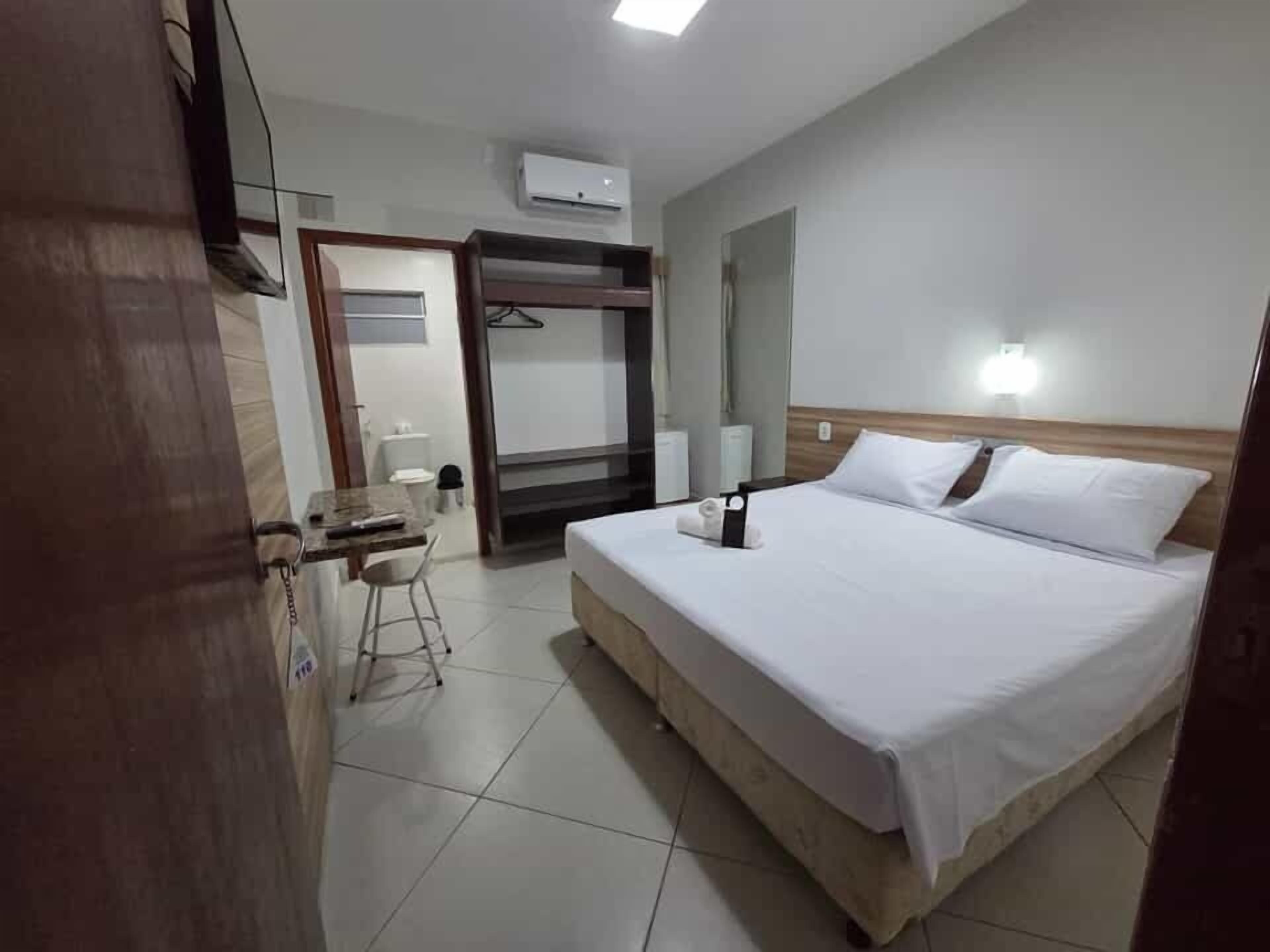 Minibar, desk, free WiFi, bed sheets