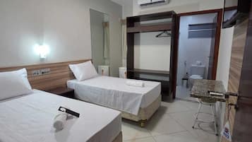 Minibar, free WiFi, bed sheets