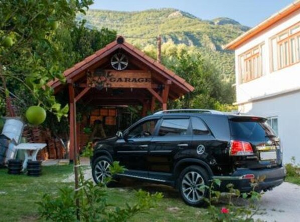 Property grounds - Apartments Savić near the Sea 7 (Herceg Novi)