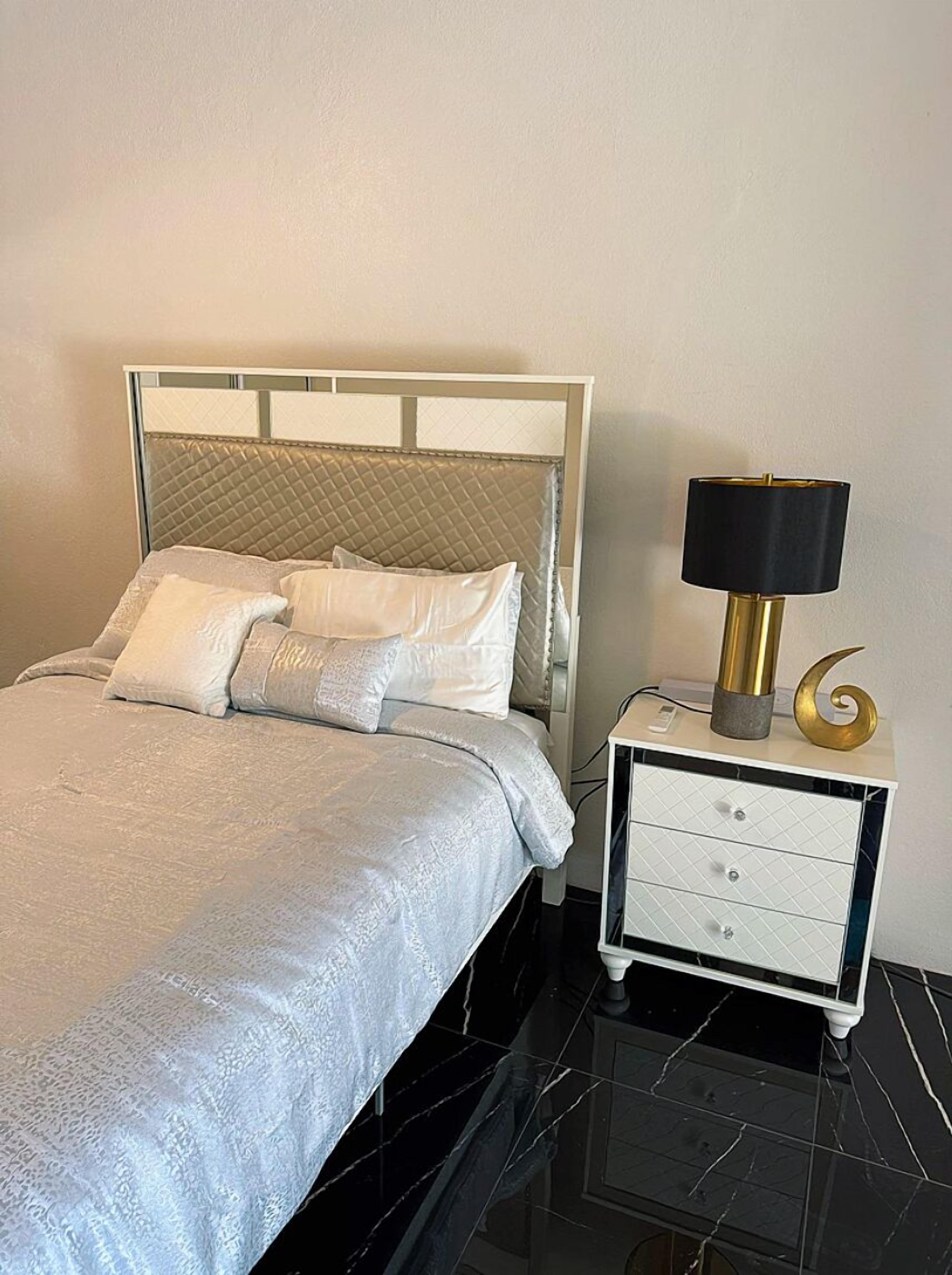 1 chambre, accès au Wi-Fi (inclus)