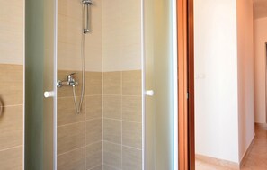 Shower - StunNing apartment in Nin with WiFi (Nin)