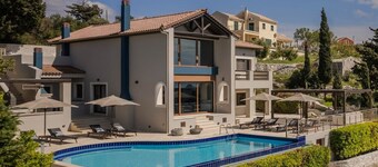 Villa Phoebeia, Wonderful Sea Views, Outdoor Infinity Pool, Antipata, Kefalonia