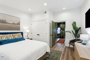 1 Schlafzimmer, Bügeleisen/Bügelbrett, Bettwäsche