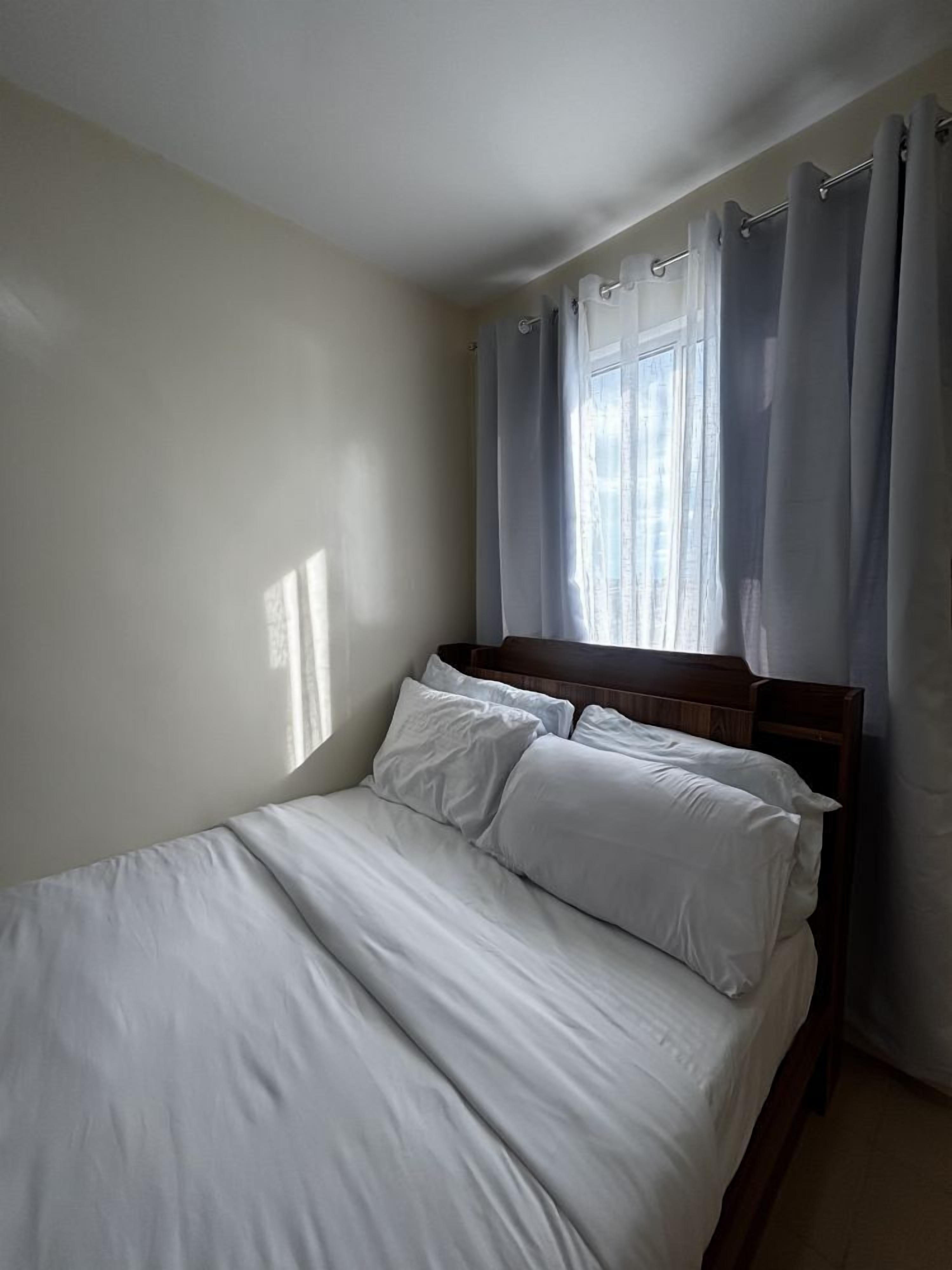 2 chambres, fer et planche à repasser, draps fournis