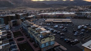 House (2 Bedrooms) | Interior - Rooftop Deck w/ Hot Tub Near Dining & Ski Slopes The Lookout by Avantstay (Park City)