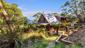 Exterior - The Scarborough - Pet Friendly Bushland Retreat (Scarborough)