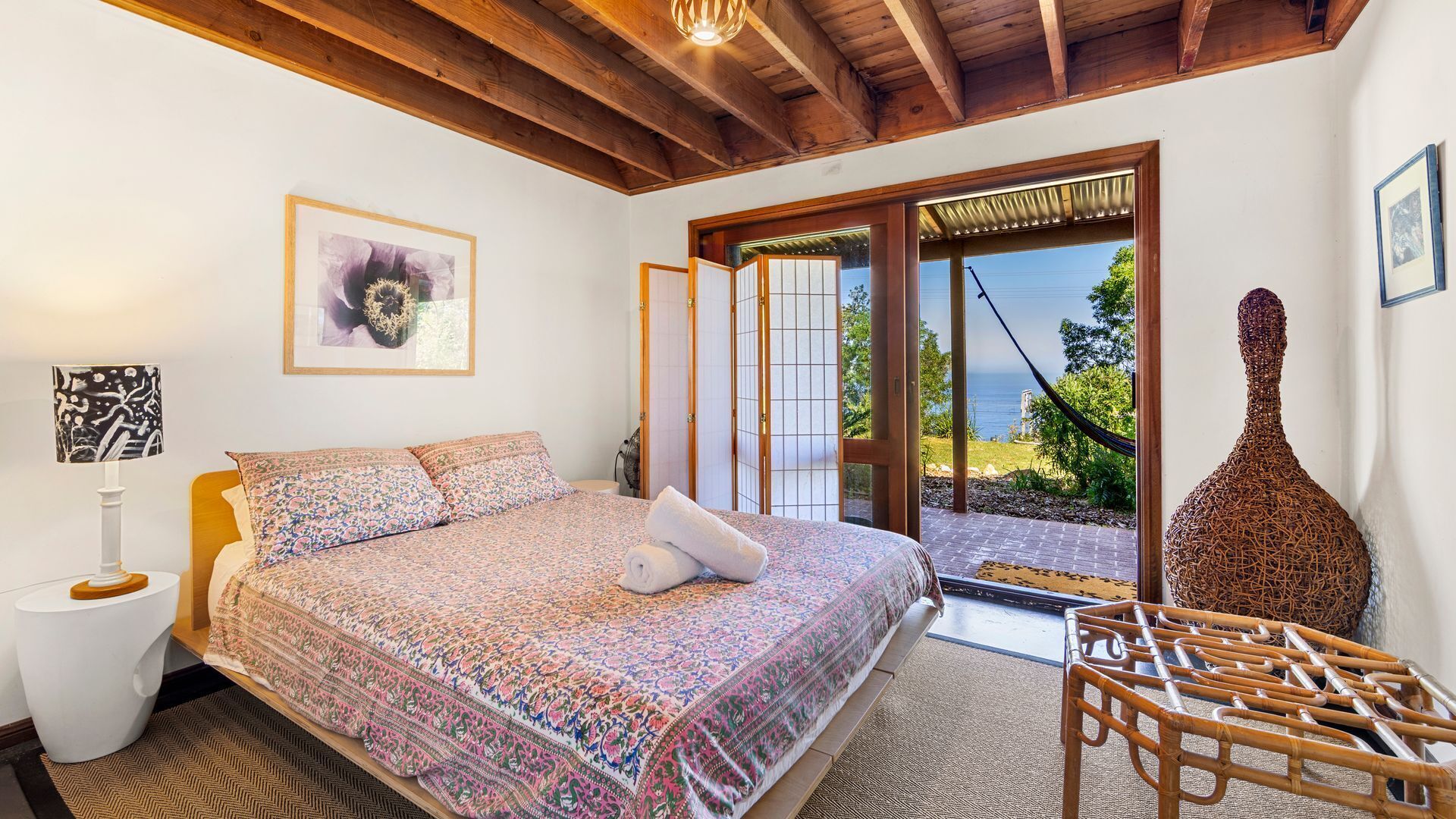 Iron/ironing board, travel cot, free WiFi, bed sheets