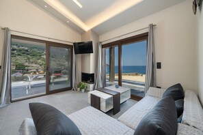 TV - Beachfront Villa Pleiada, Wonderful Sea Views, Furnished Terrace, Agia Kyriaki (Kefalonia)