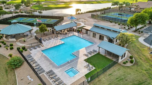 Sunny 2BR home with heated private pool