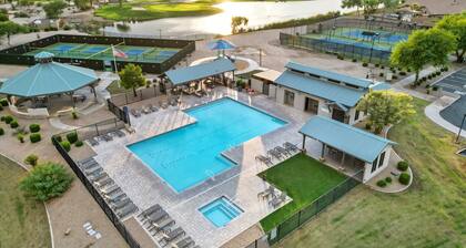 Sunny 2BR home with heated private pool