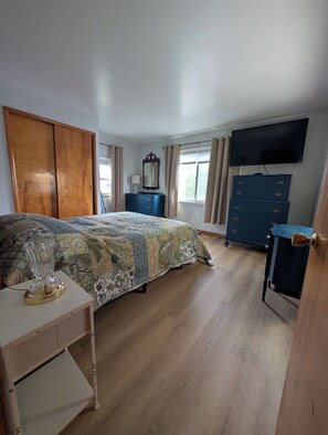 4 dormitorios, tabla de planchar con plancha, wifi y ropa de cama