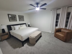 Room - 2 Full Master Suits With King Beds! (Spartanburg)