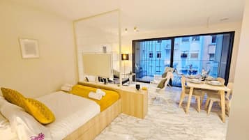 BĂŒgeleisen/BĂŒgelbrett, kostenloses WLAN