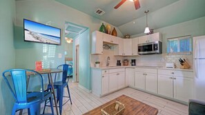 Interior - 2 Cozy Cottages Fire Pit, Private Yards, Walkable Location in Spanish Village (Port Aransas)