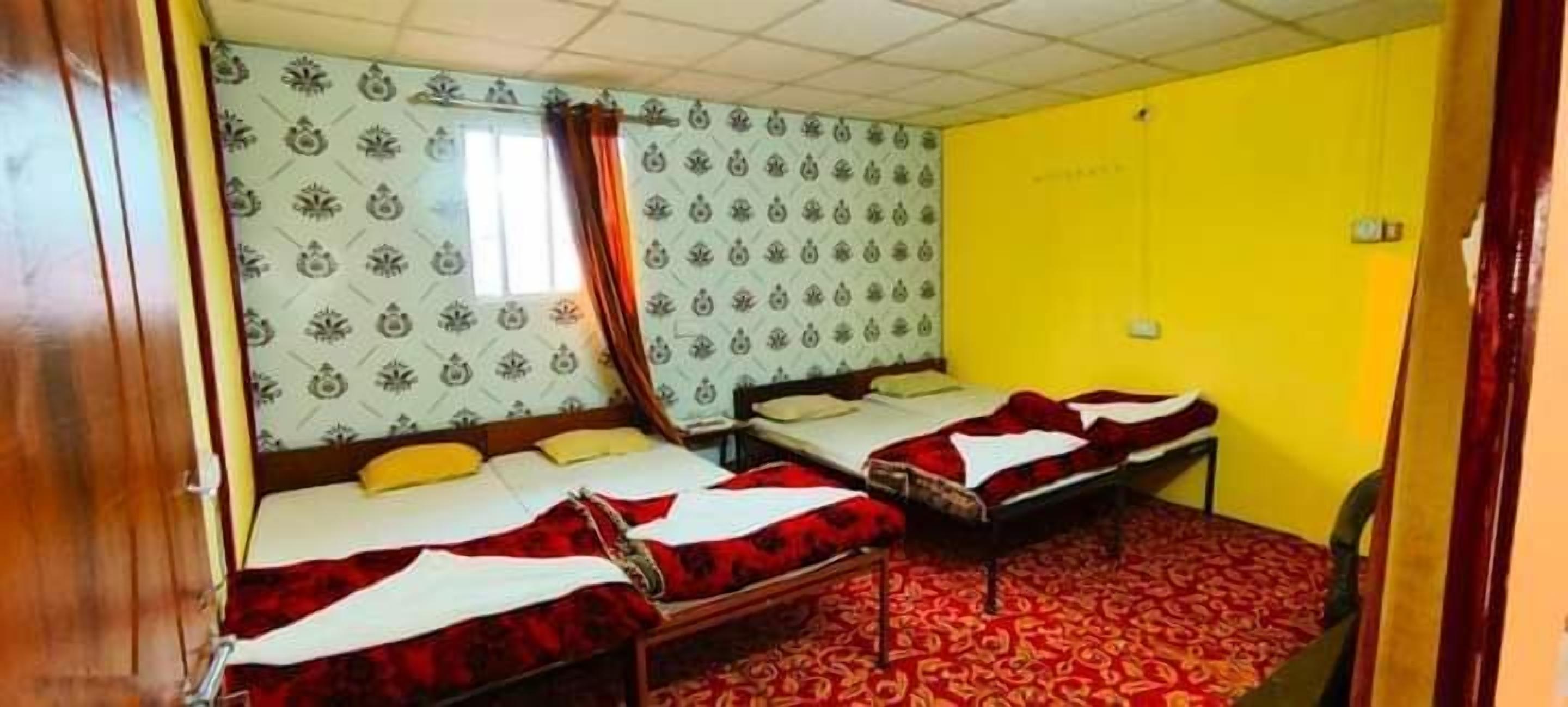 家庭四人房, 花园景观 | 办公桌