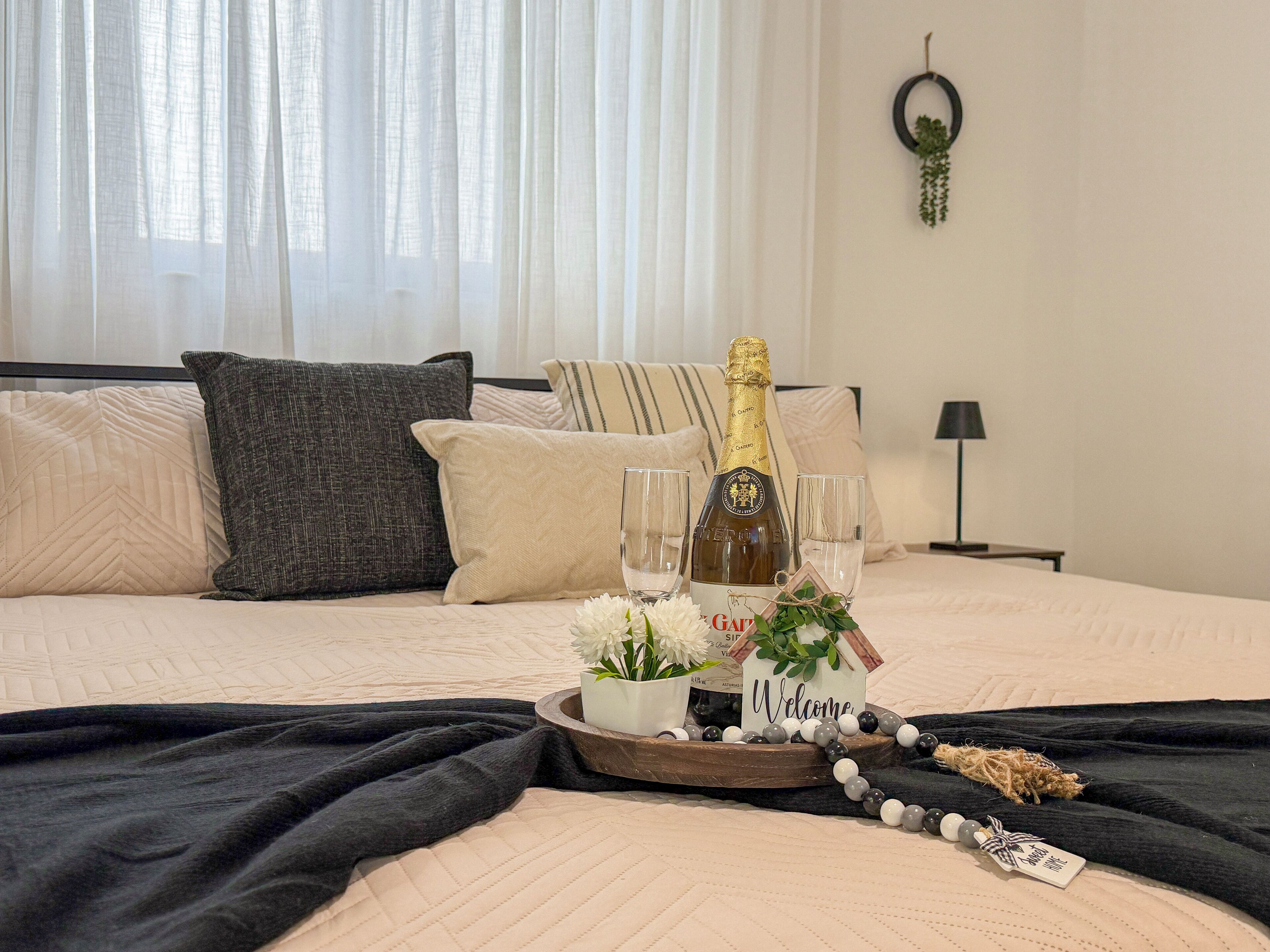 Accès Internet, draps fournis